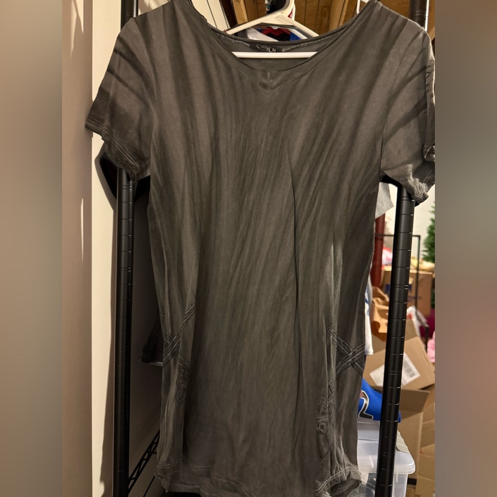 Cotty On charcoal gray short sleeve tunic cotton top with bling. Size Small